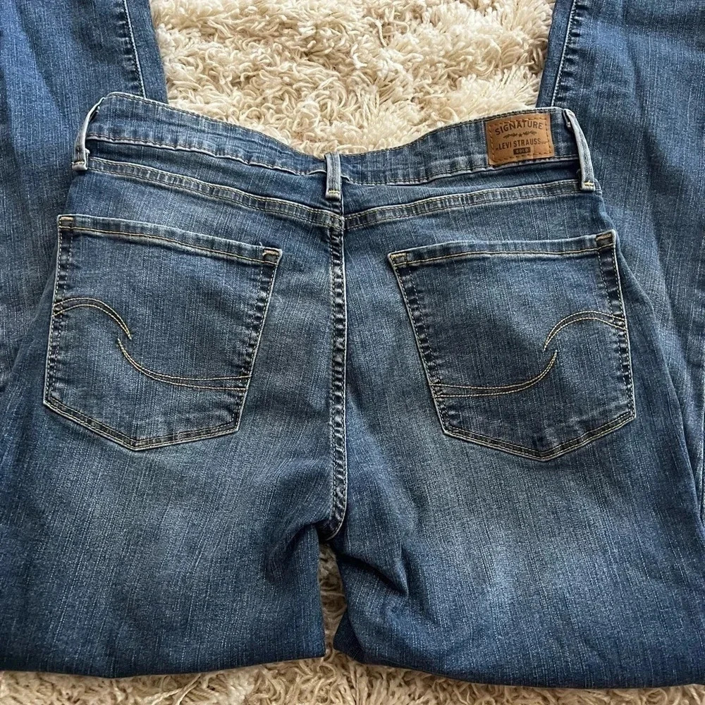 Signature Levi Strauss Gold Jeans - Picture 5 of 7